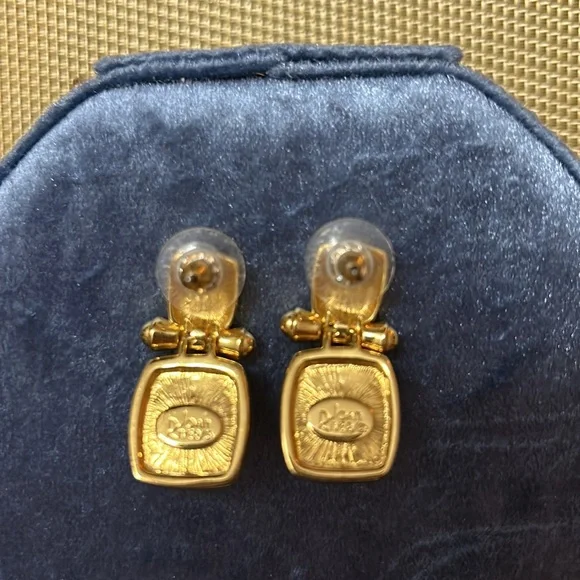 Door knocker earrings - Picture 3 of 3